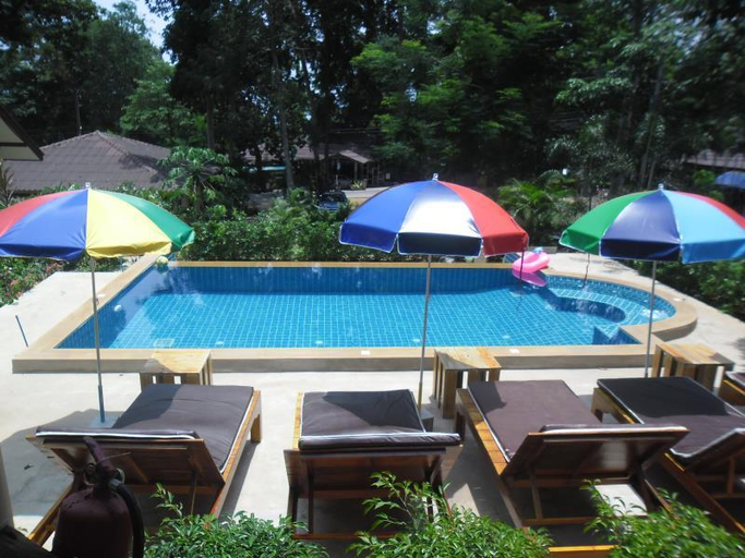 Others 3, Baansanook Bungalow, Koh Chang