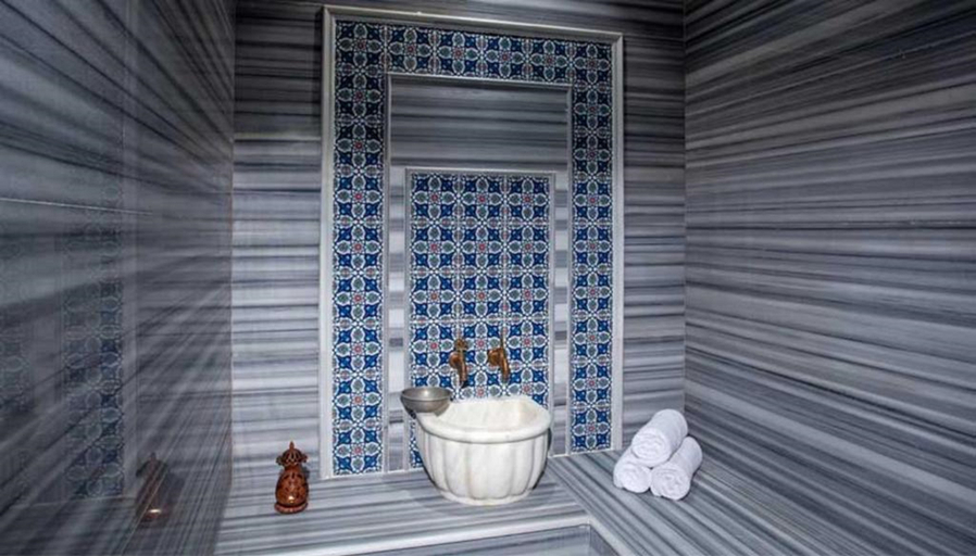 Bathroom 5, FashionTV Luxe Resort, Kemer
