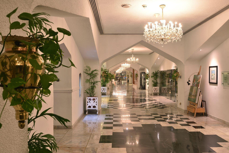 Public Area 4, Pearl Continental Karachi, Karachi