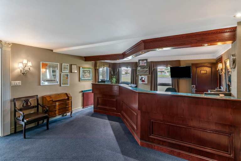 Public Area 2, Econo Lodge Hotel Brossard, Champlain