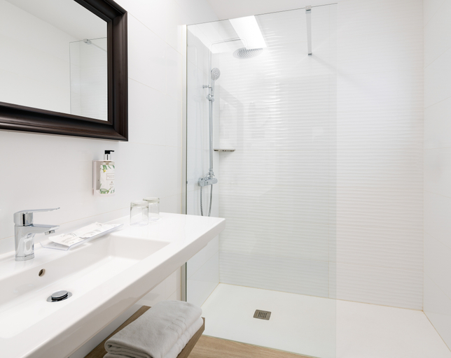 Bathroom 4, Sercotel Hotel Parque, Las Palmas