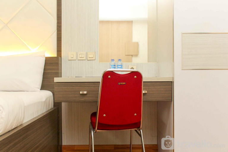 Others, Comfort Studio Apartment at Metropark Condominium Jababeka By Travelio, Cikarang
