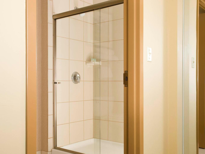 Bathroom 4, Homewood Suites by Hilton Bozeman, Gallatin