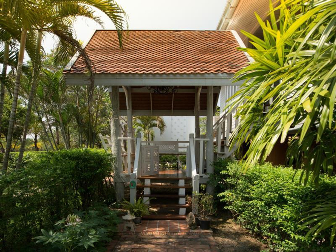 Dorm of Happiness by Tharaburi, Muang Sukhothai