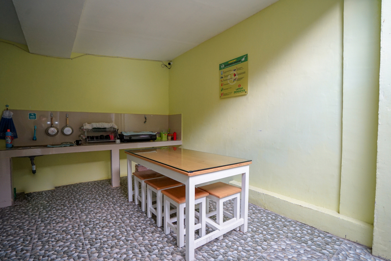 Public Area 5, OYO 2722 Lemon Residence Prabumulih, Prabumulih