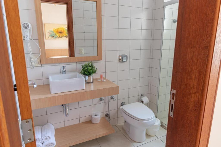 Bathroom 4, Diaudi Hotel, São José