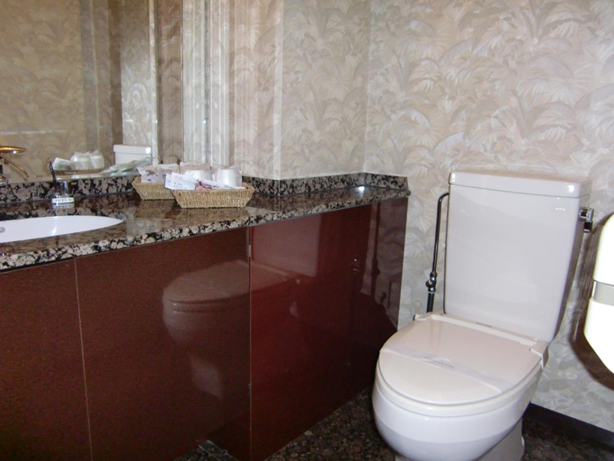 Bathroom 4, Hotel Sasarindou, Kyoto