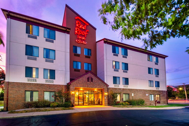 Exterior & Views 2, Red Roof Inn & Suites Dover Downtown, Kent