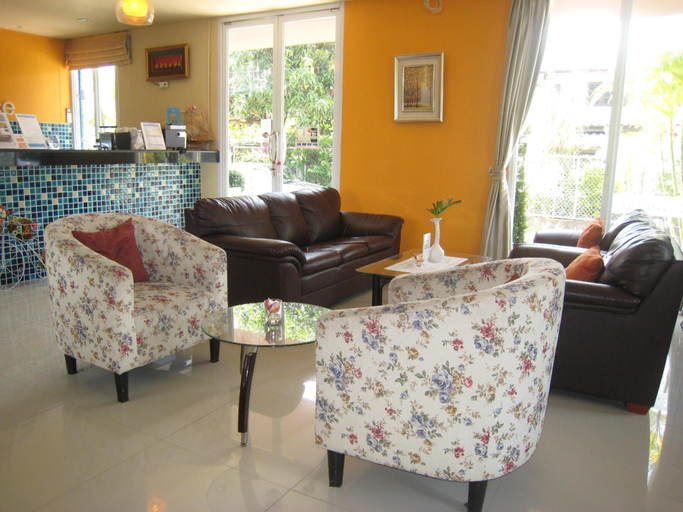 Public Area, C2 Residence Boutique Hotel, Muang Lampang