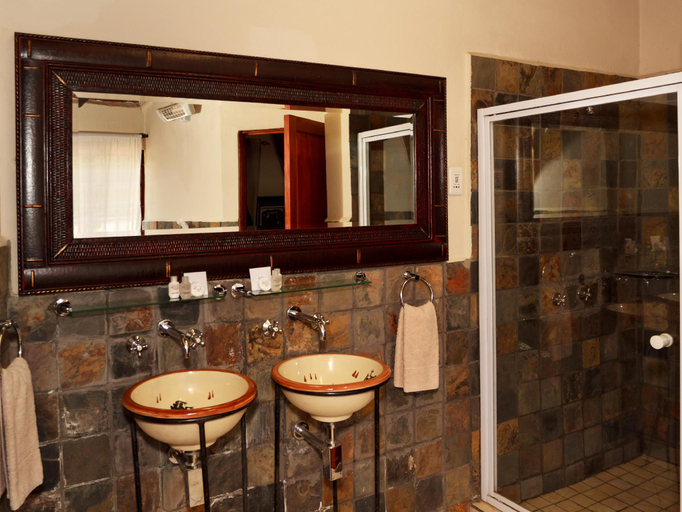 Bathroom, Zulu Nyala Country Manor, City of Johannesburg