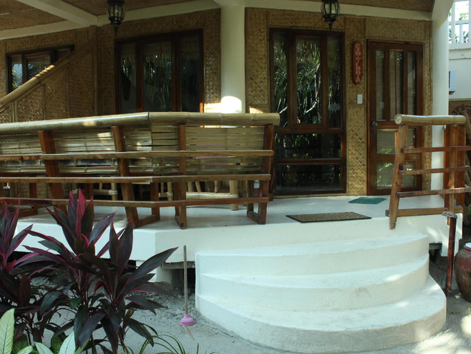 Public Area 2, Nigi Nigi Nu Noos Beach Resort, Malay