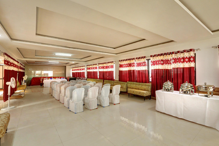 Others 5, WINDSOR CASTLE INN, Bangalore