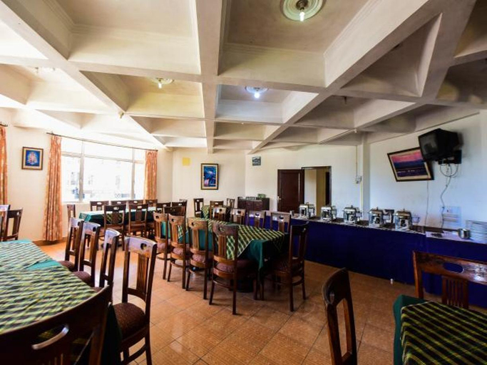 Others 2, Hotel Anand Palace, Kangra