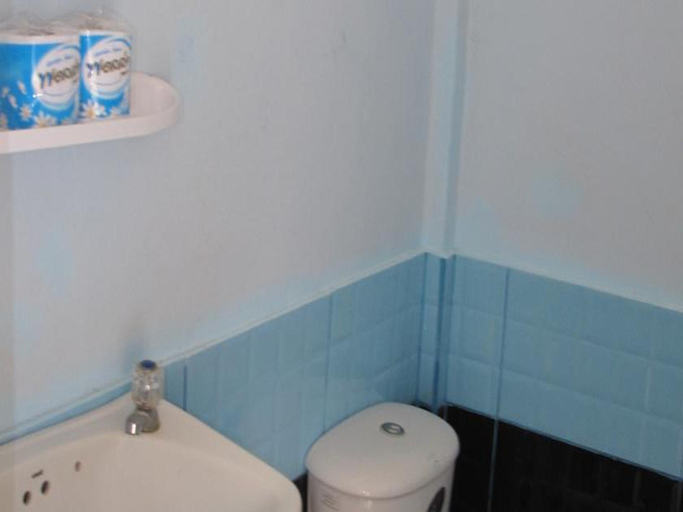 Bathroom 3, Isara Lanta, Ko Lanta
