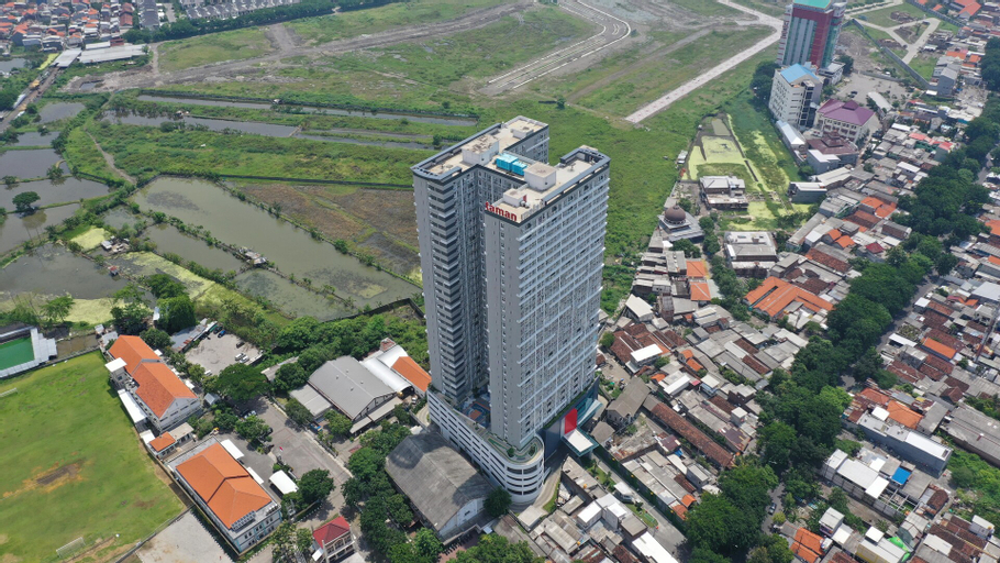 Exterior & Views 5, Cozy Stay Studio Apartment at Taman Melati Surabaya By Travelio, Surabaya