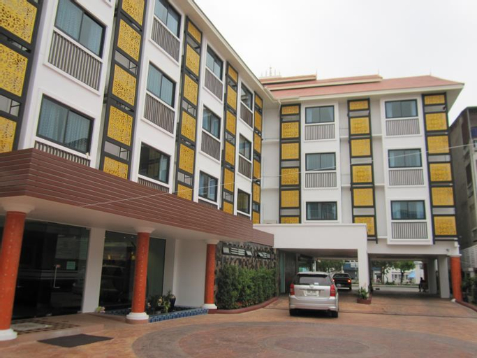Exterior & Views 2, Wangburapa Grand Hotel, Muang Chiang Mai