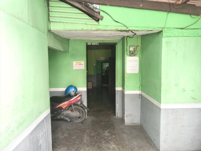 Parking lot 2, Penginapan 99, Bandung