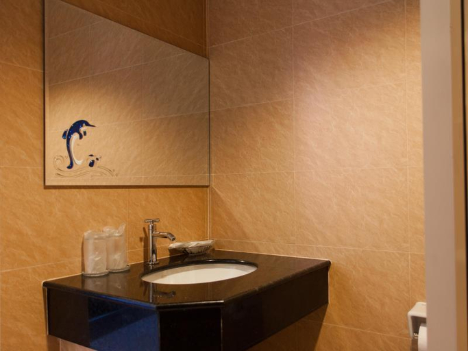 Bathroom 4, Nam Talay Resort, K. Sam Roi Yot