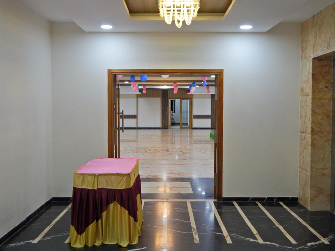 Public Area 2, Hotel Aadhi, Nagappattinam