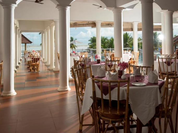 Food & Drinks 4, Isola Di Cocco, Thiruvananthapuram