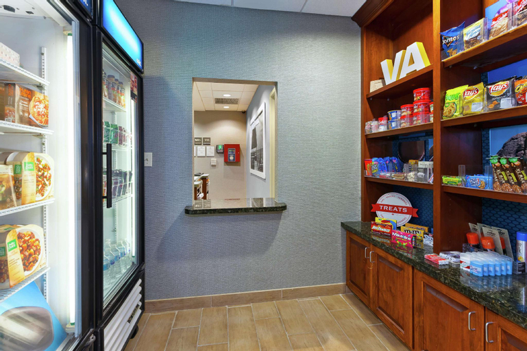 Food & Drinks 4, Hampton Inn & Suites by Hilton Exmore/Eastern Shore, VA, Northampton