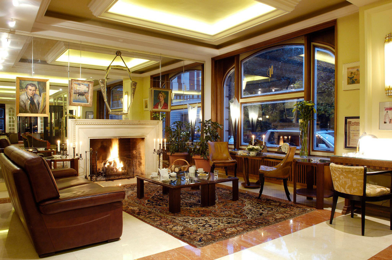 Public Area 3, Hotel du Parc, Haut-Rhin