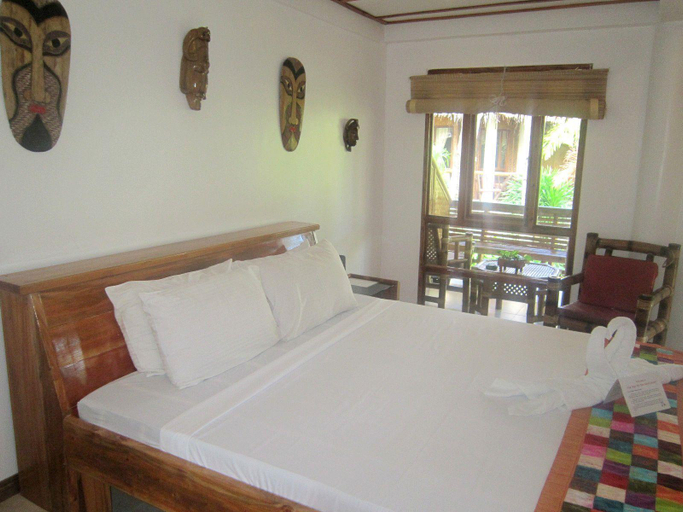 Bedroom 3, Nigi Nigi Nu Noos Beach Resort, Malay