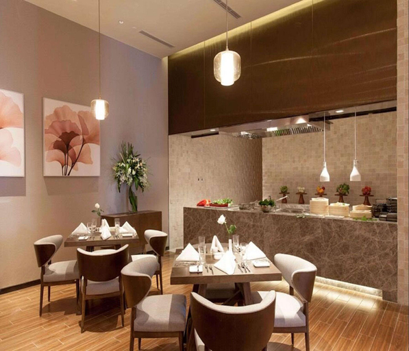 Food & Drinks 4, Hilton Garden Inn Dandong, Sinŭiju