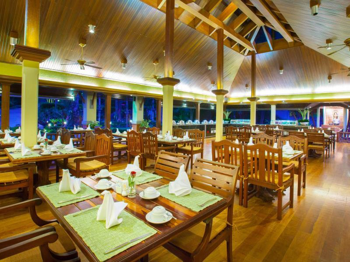 Food & Drinks 5, Khaolak Bay Front Resort, Takua Pa