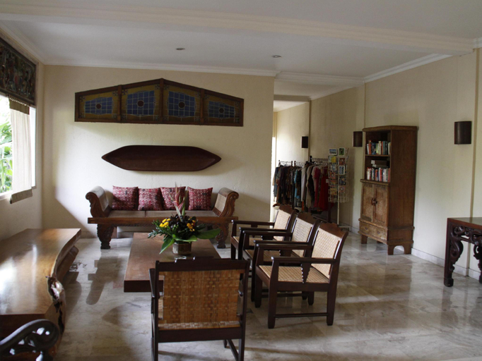 Public Area 2, Puri Bambu, Badung