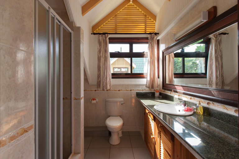 Bathroom 3, Chalet D'anse Reunion