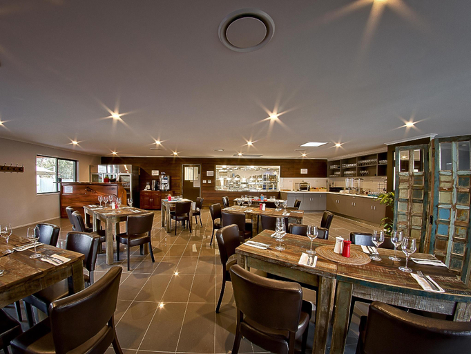 Food & Drinks 4, Kings Park Accommodation, Chinchilla