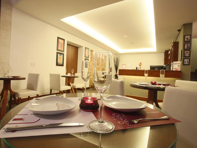 Public Area 3, Monoberge Byblos Hotel, Jubail