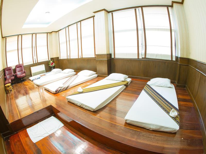 Bedroom 3, Golden Pine Resort and Spa, Muang Chiang Rai