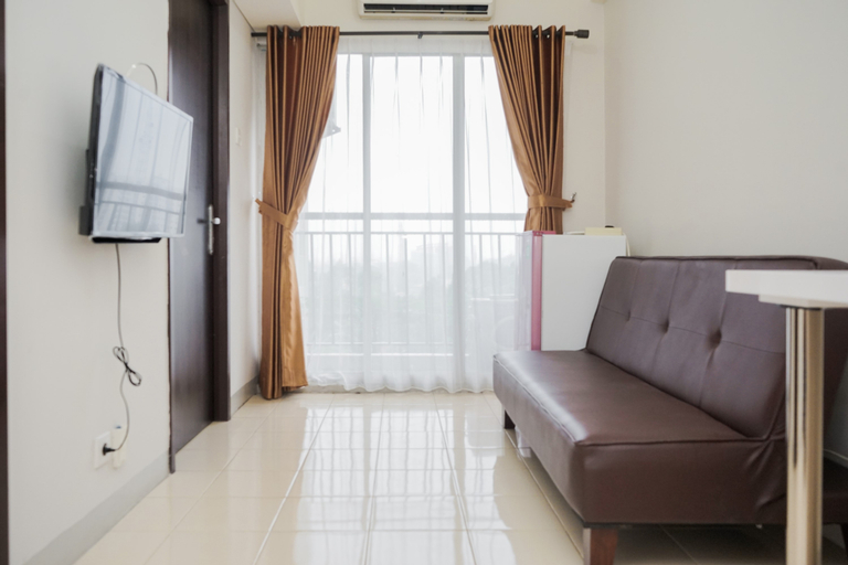 Comfort and Nice 2BR at Serpong Greenview Apartment By Travelio, South Tangerang