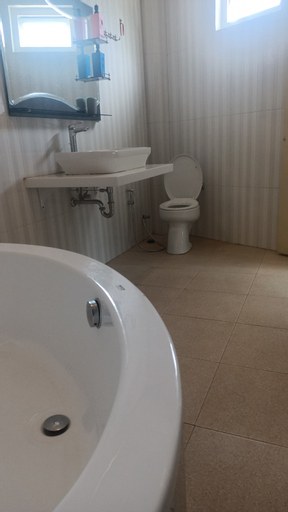 Bathroom 3