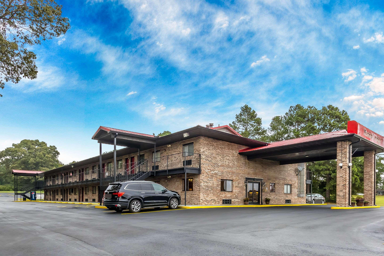 Exterior & Views 2, Econo Lodge Martin, Weakley