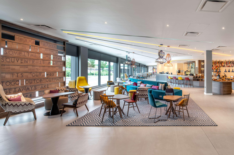 Public Area 2, Hampton by Hilton High Wycombe, Buckinghamshire