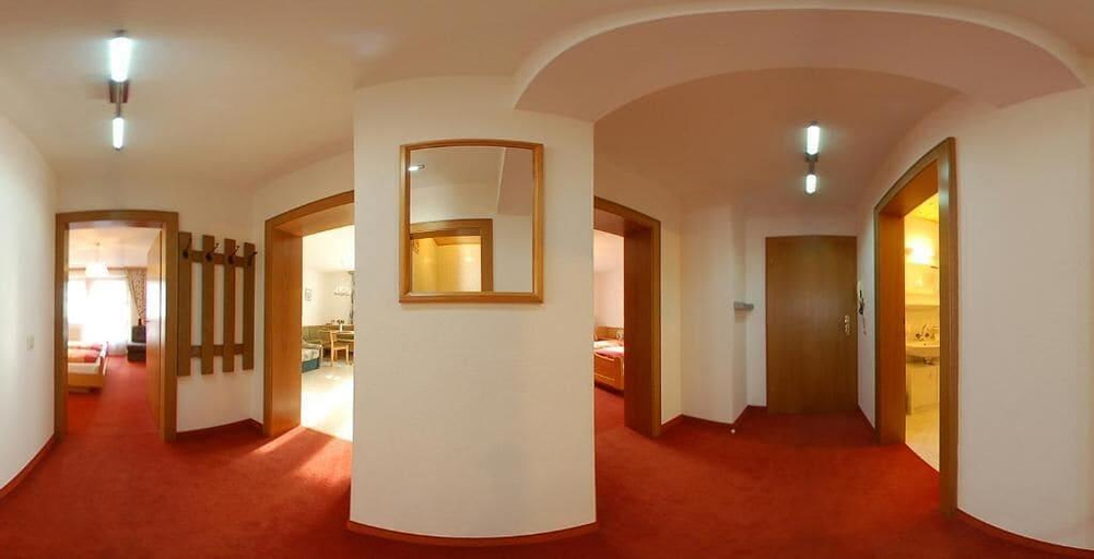 Public Area 2, Pension Anja, Sankt Johann im Pongau