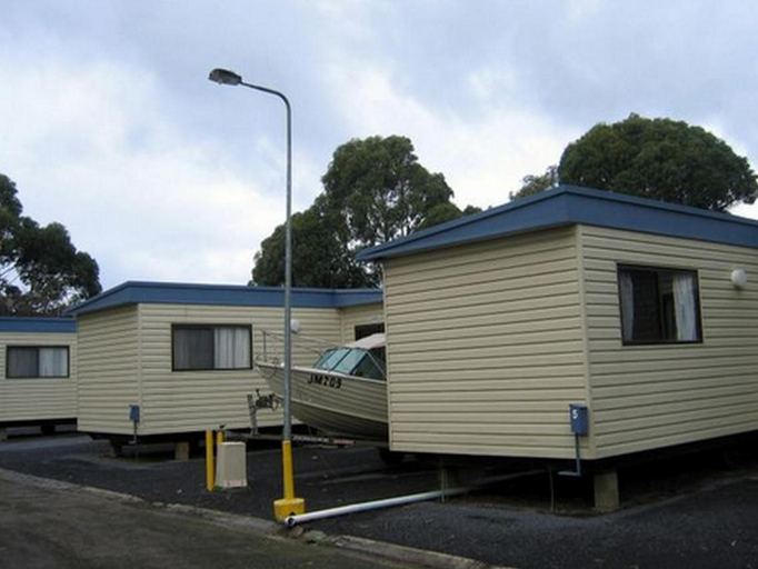 Exterior view 5, Portland Tourist Park, Glenelg - Portland