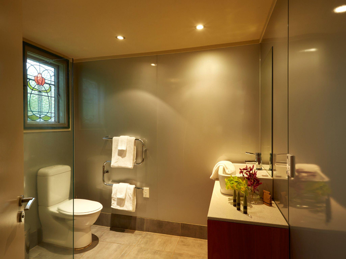 Bathroom 4, Awaroa Lodge, Tasman