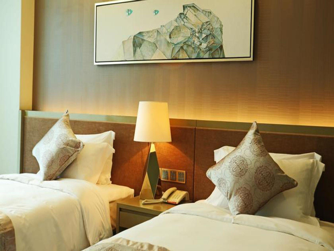 Bedroom 2, Shenzhen Baoan PLUS Gems Cube Hotel , Shenzhen