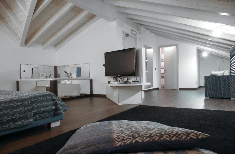 Bedroom 2, Blu 9 Hotel, Como