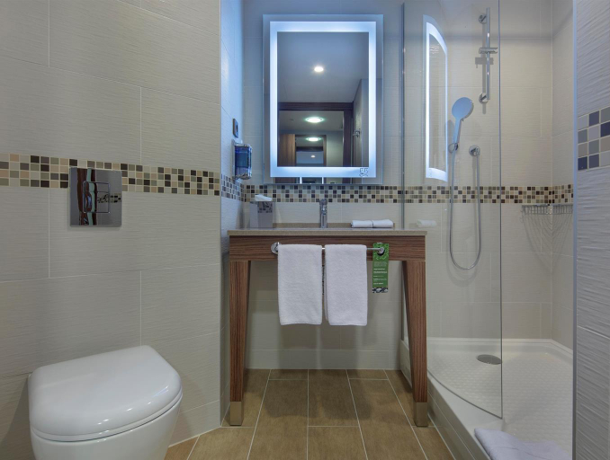 Bedroom 4, Hampton by Hilton Kayasehir, Basaksehir