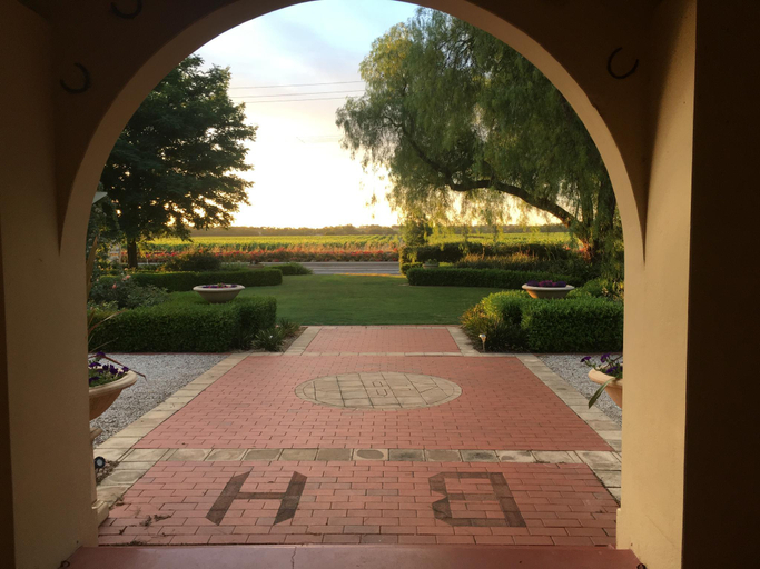 Exterior & Views 4, BAROSSA HOUSE - Boutique Guest House, Barossa - Tanunda