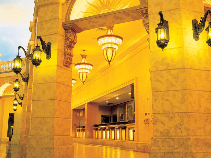 Public Area 2, Sunset Station Hotel & Casino, Clark