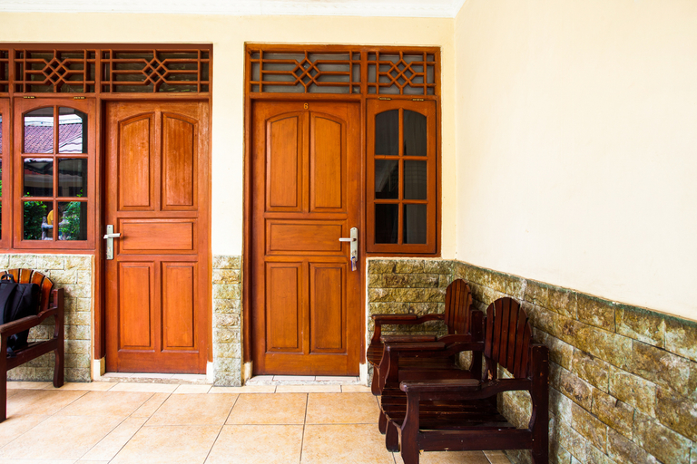 Exterior & Views, SPOT ON 3858 Elsana Transit Hotel, Bogor
