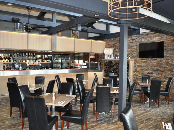 Food & Drinks 4, Brougham Arms Hotel, Gr. Bendigo - Inner East