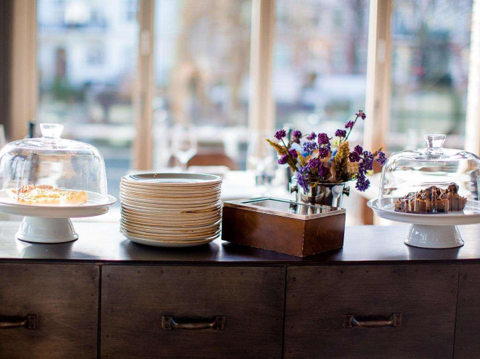 Food & Drinks 5, Villa ABION Berlin, Berlin