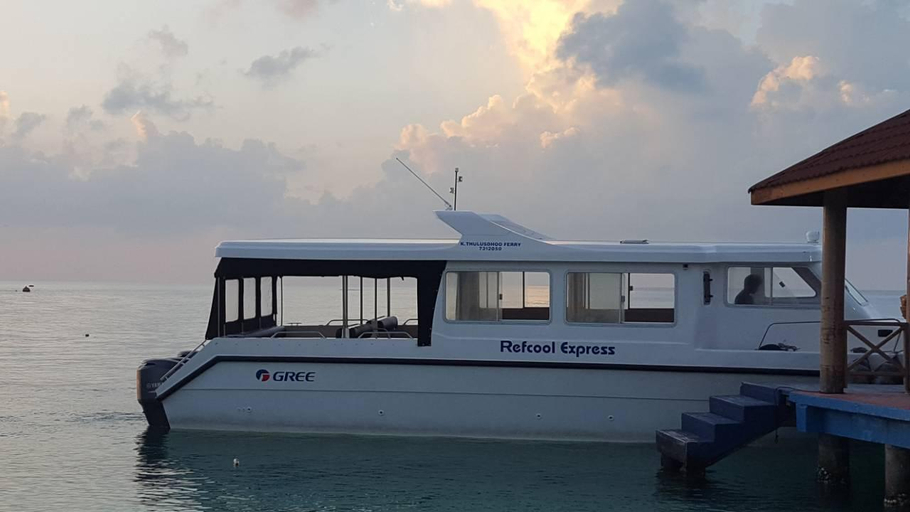 Sport & Beauty, Surf Deck, Kaafu Atoll